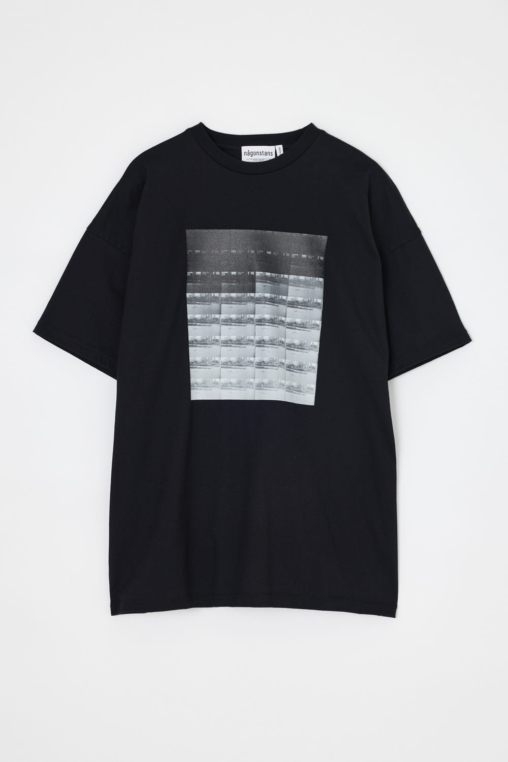 river side moment t-shirt Black M