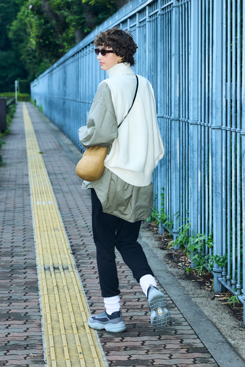 roll-neck vest Salt M