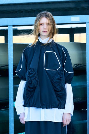 panel tech pullover｜M｜Space｜shirts and blouses｜någonstans