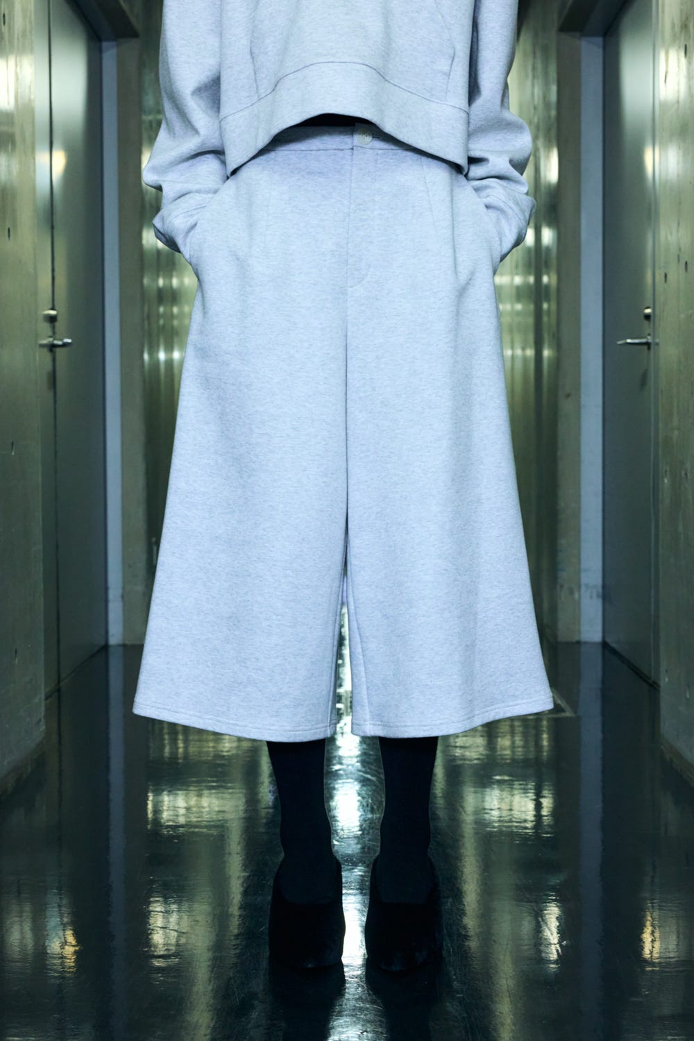 cocoon half pants Wolf M
