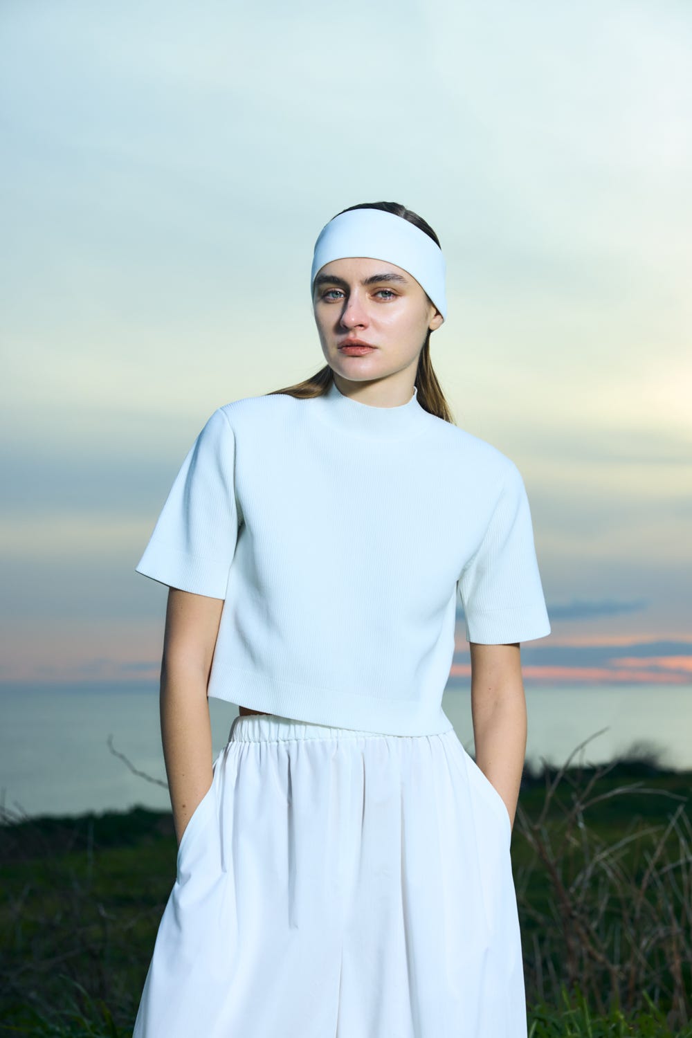 hi-neck cropped pullover Salt M