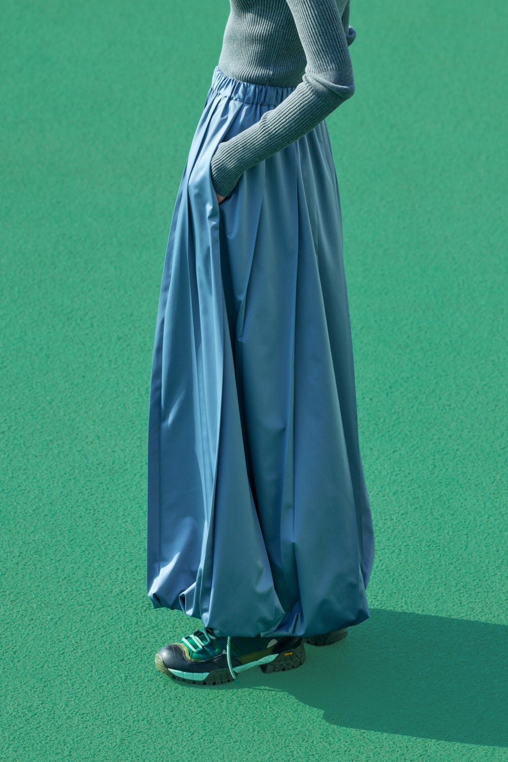 pleats design balloon skirt Cloud M