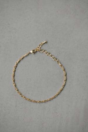 クロスチェーンブレスレット