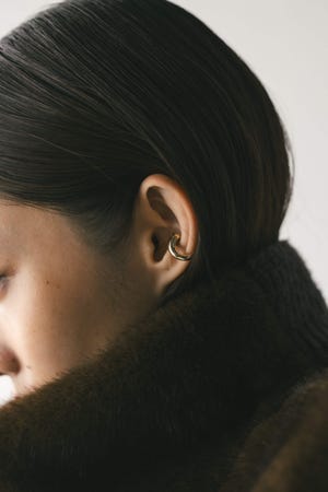 ミニマルイヤーカフ