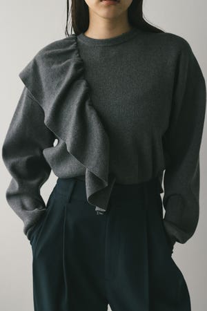 アシンメトリーフリルニット