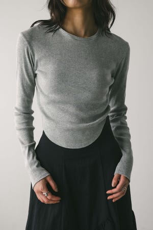 ヘムラウンドリブトップ