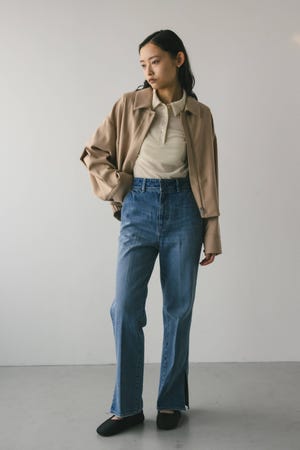 ヘムスリットストレートデニムパンツ