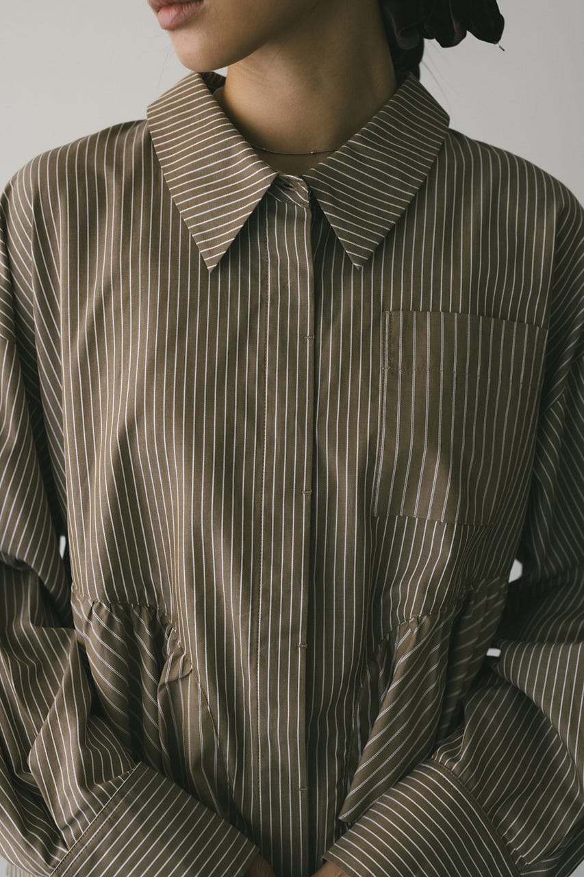 ティアードフリルシャツ 柄BEG FREE