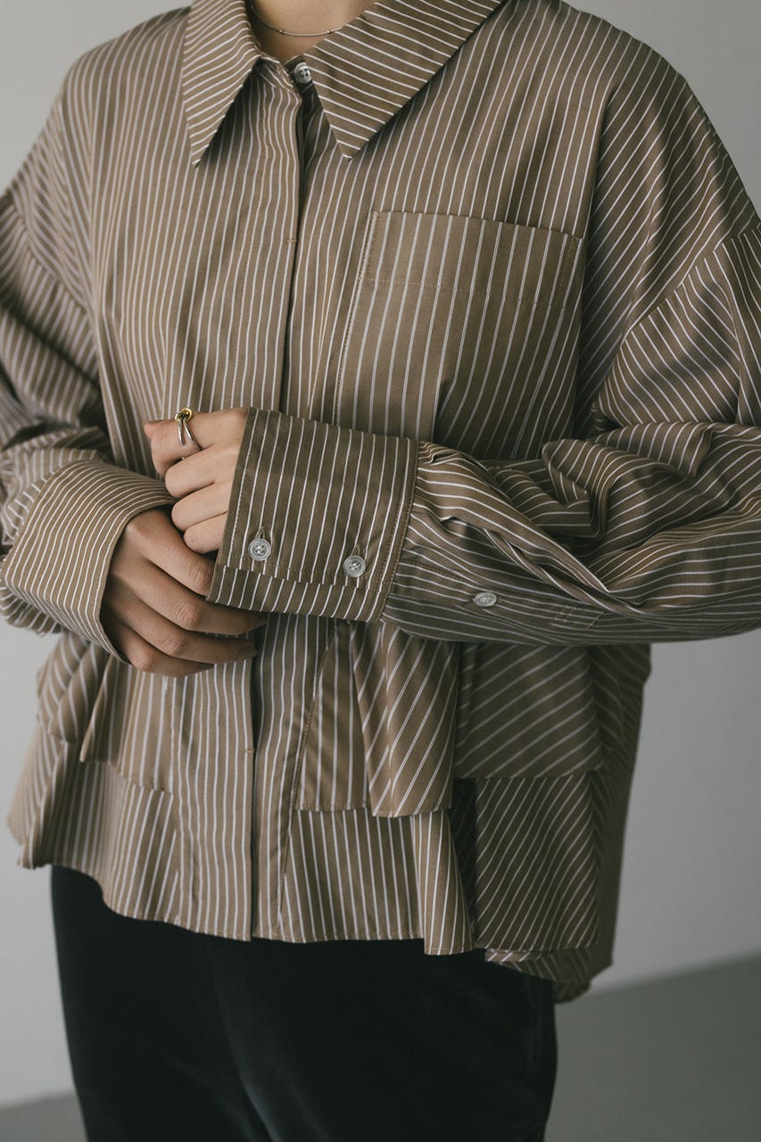 ティアードフリルシャツ 柄BEG FREE