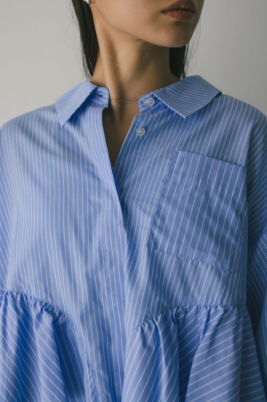 ティアードフリルシャツ 柄BLU FREE