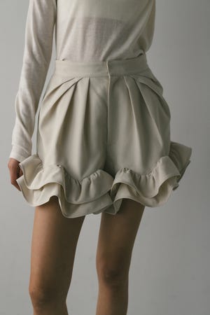 フリルヘムショートパンツ