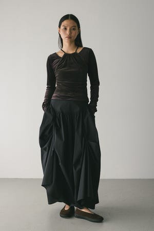 タックアップボリュームスカート