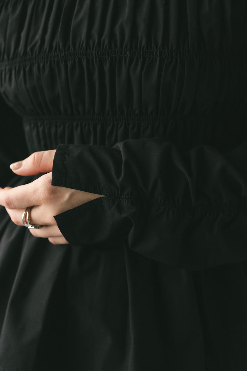 シャーリングブラウス BLK FREE