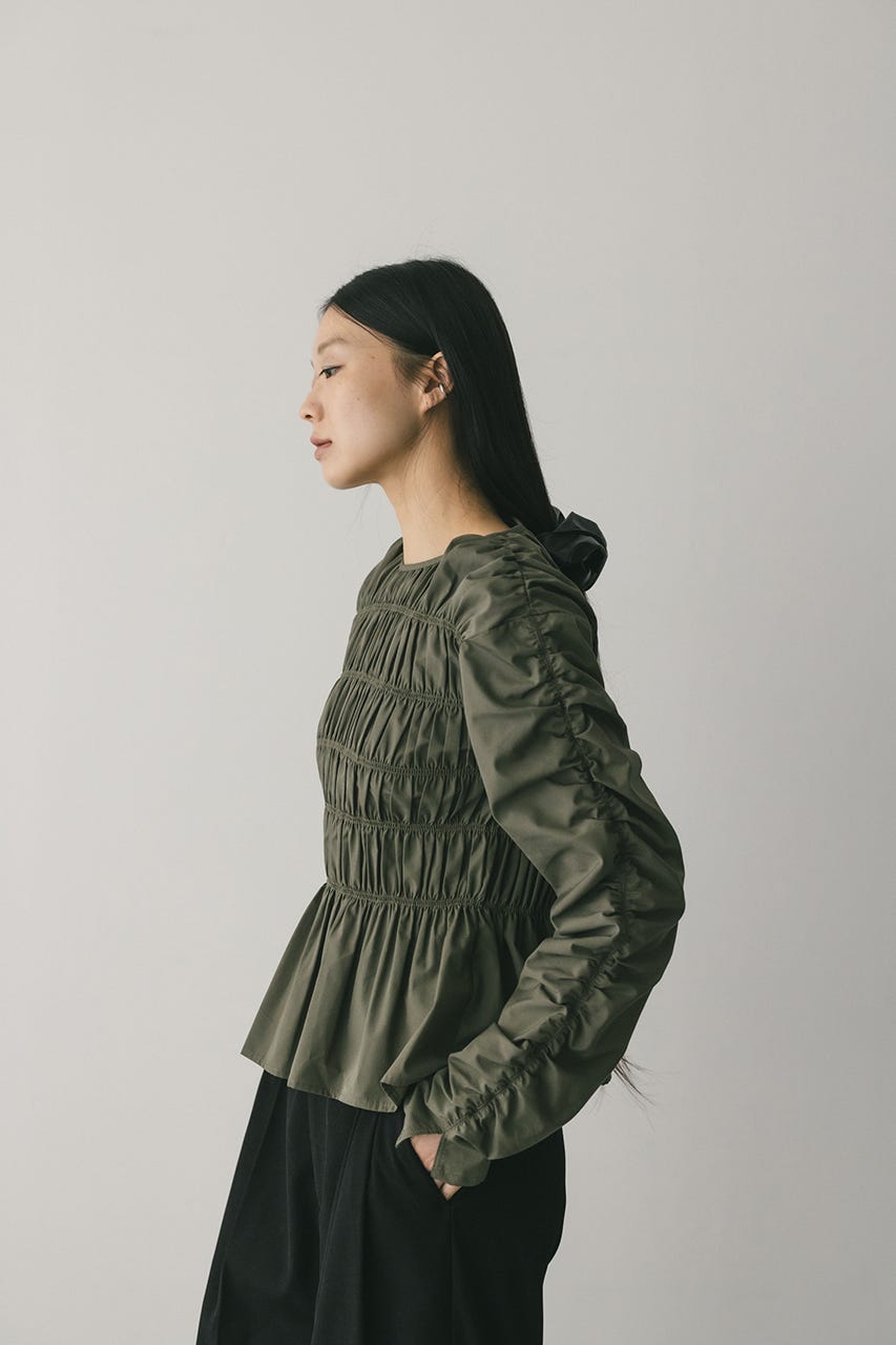 シャーリングブラウス KHA FREE