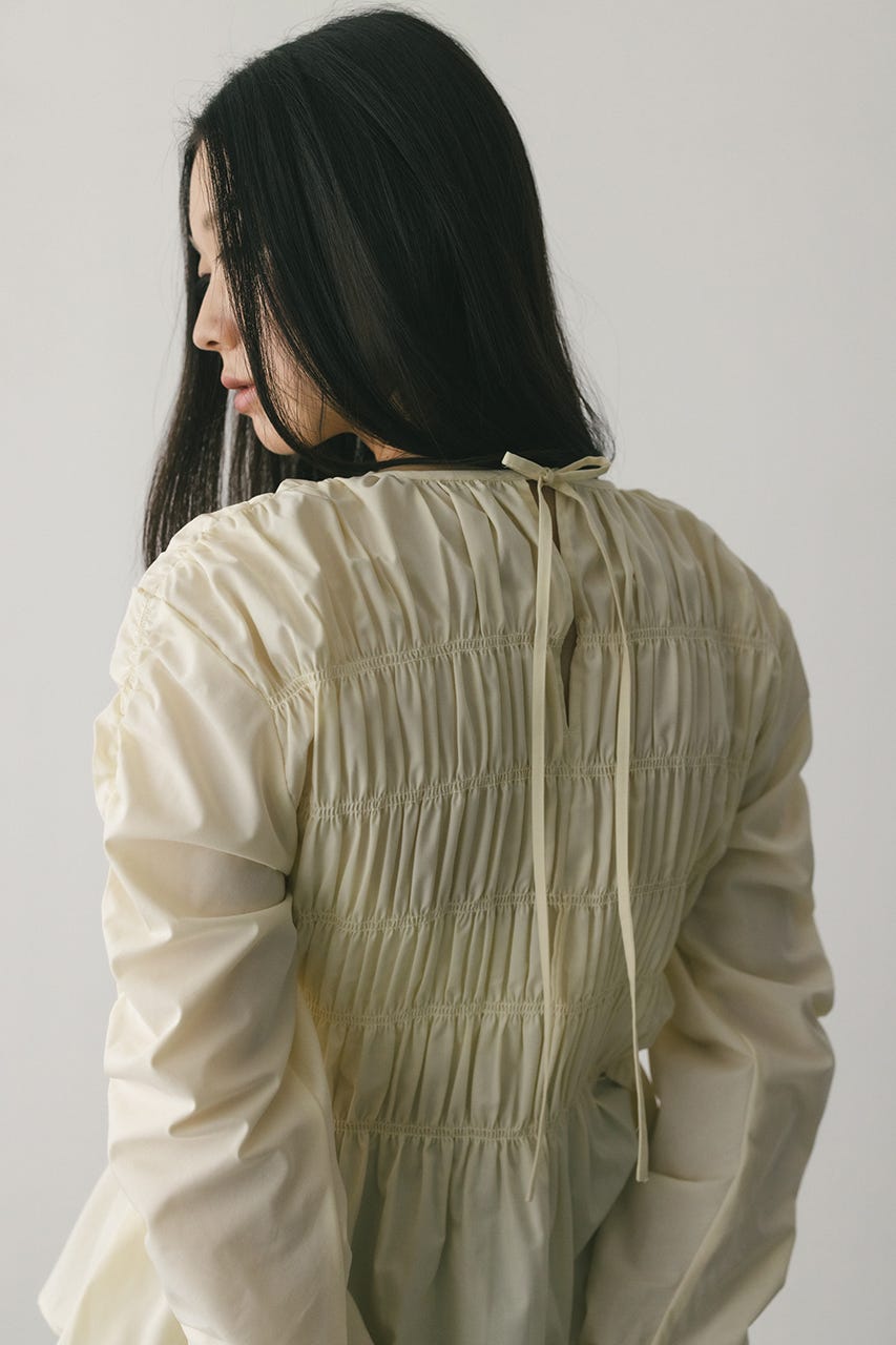 シャーリングブラウス WHT FREE