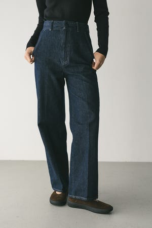 センタープレスストレートデニム