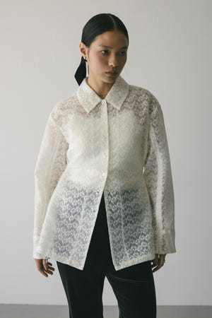 レイヤ－レースシャツジャケット