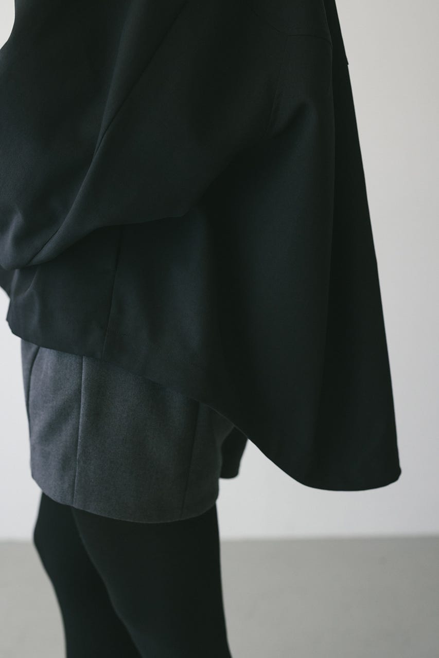 カーブフォルムライトブルゾン BLK FREE