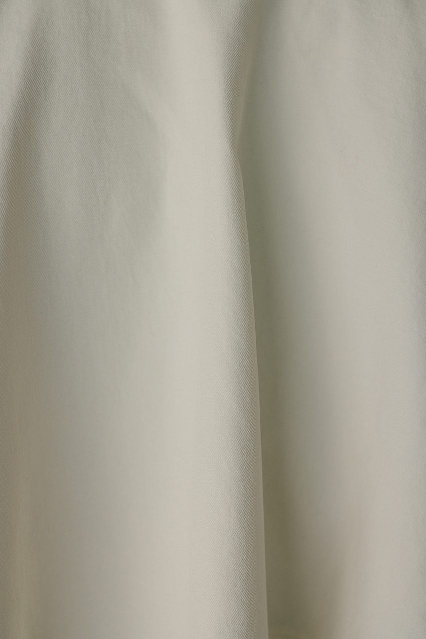 カーブフォルムライトブルゾン WHT FREE