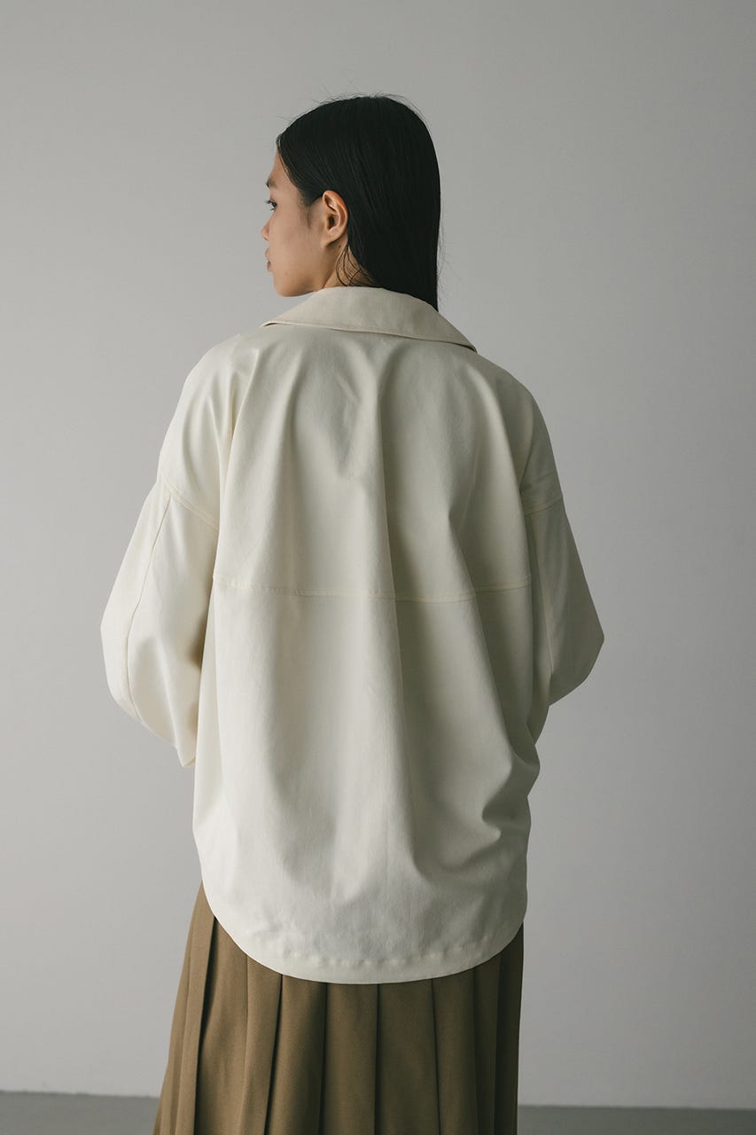 カーブフォルムライトブルゾン WHT FREE