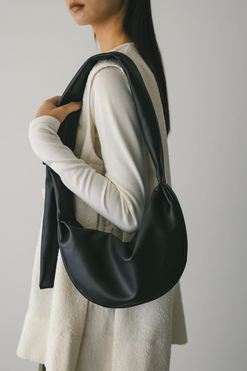 パッファーマンドリンバッグ BLK FREE