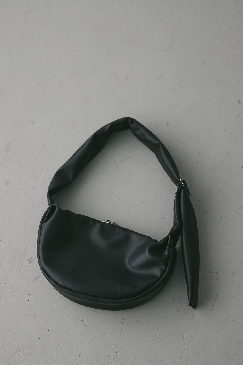 パッファーマンドリンバッグ BLK FREE