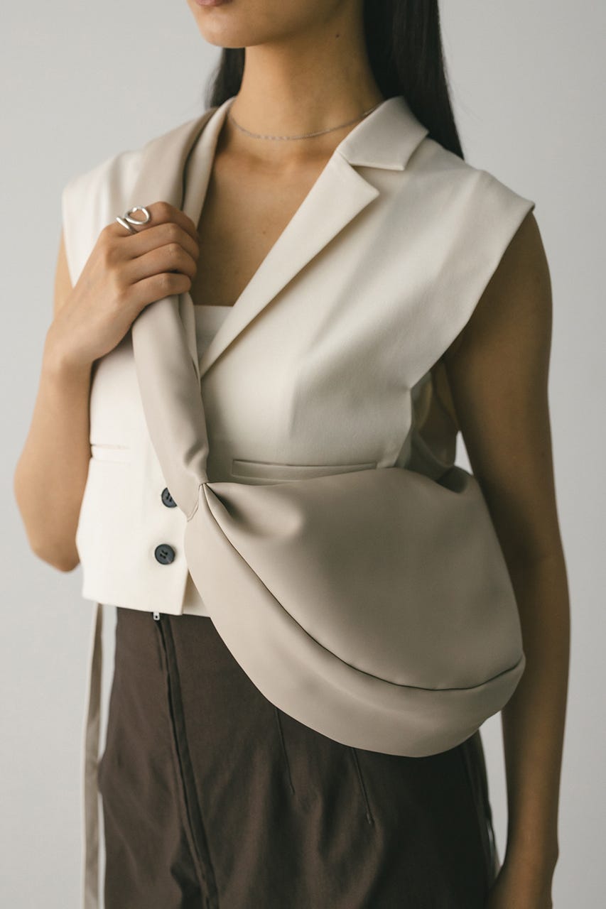 パッファーマンドリンバッグ IVOY FREE