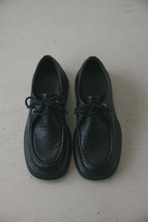 ボリュームソールレースアップローファー