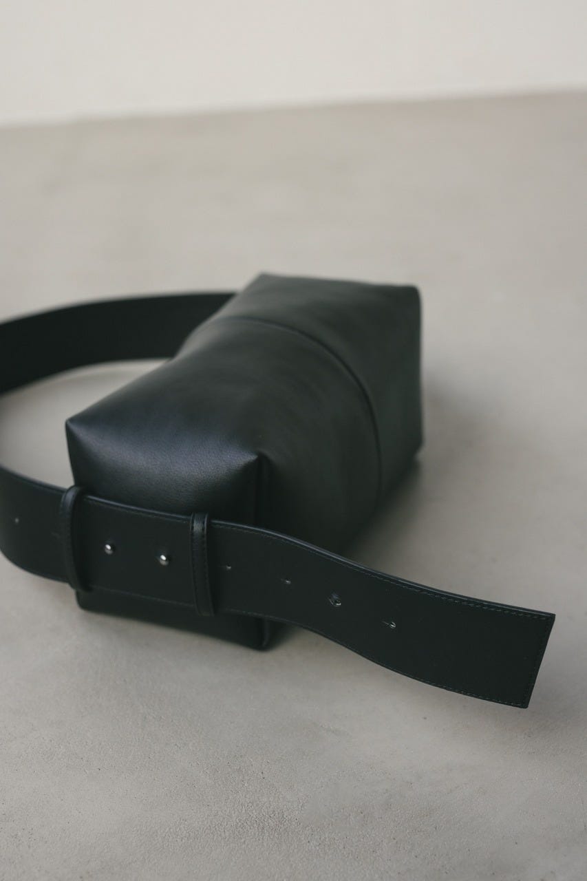 ワイドベルトスクエアバッグ BLK FREE