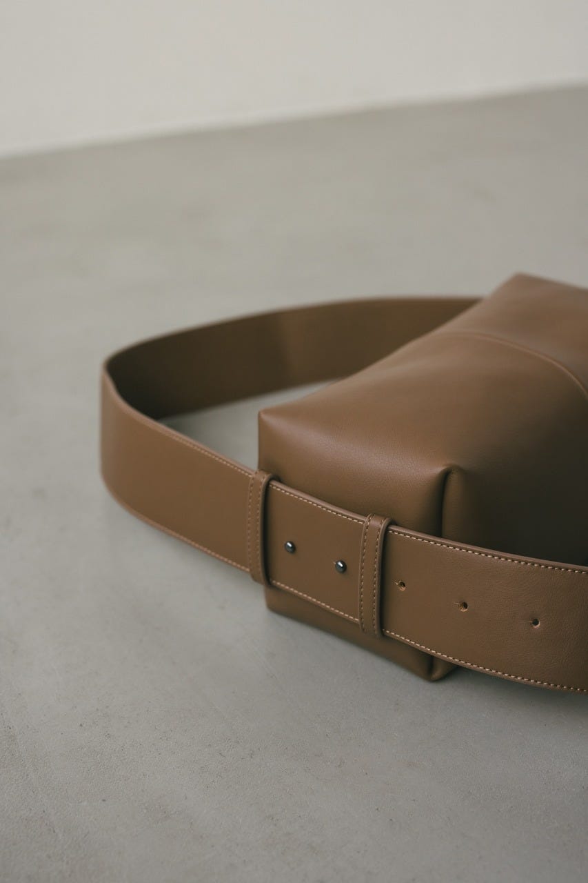 ワイドベルトスクエアバッグ L/BRN FREE