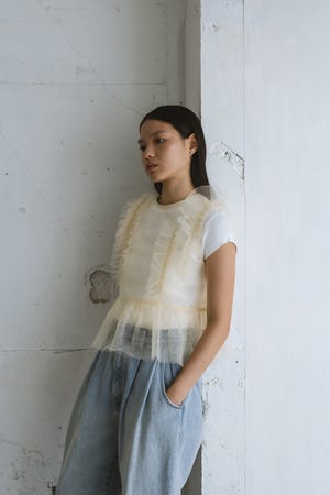 チュールフリルベスト