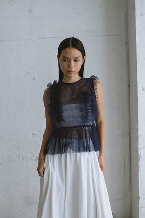 チュールフリルベスト