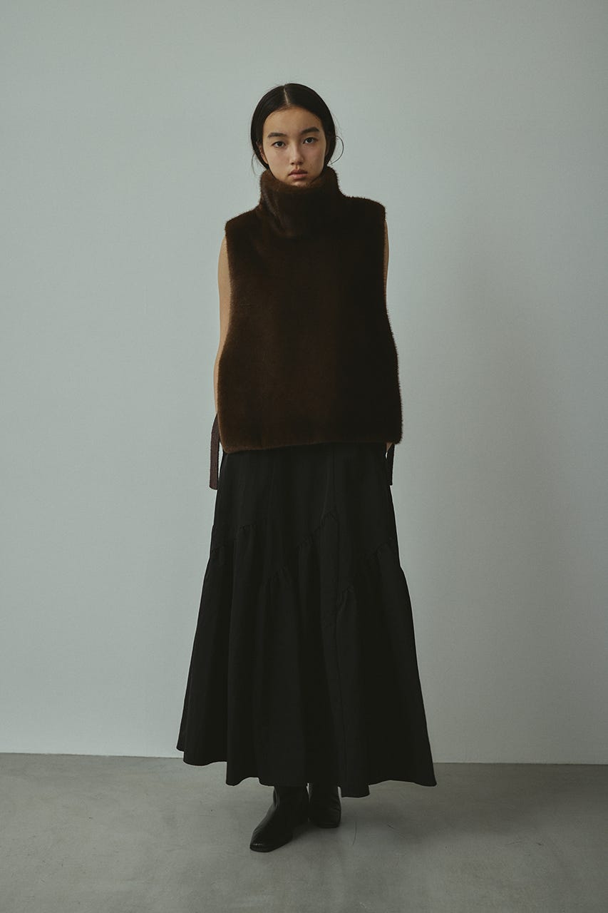 スラッシュパネルスカート BLK S