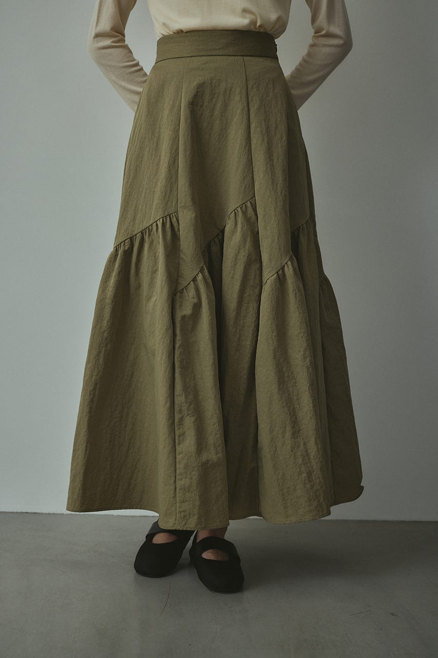 スラッシュパネルスカート KHA M