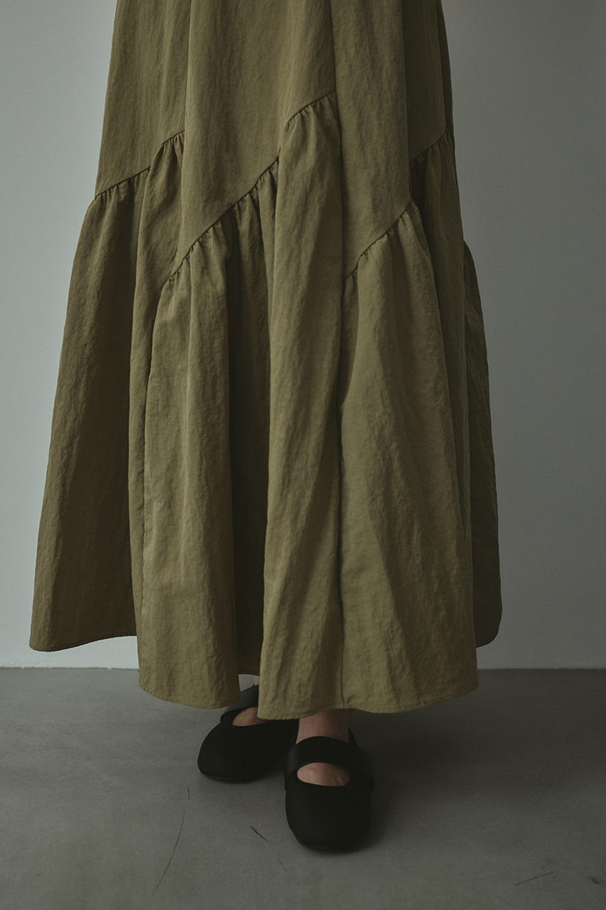 スラッシュパネルスカート KHA M