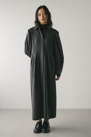 ショルダータックワンピース