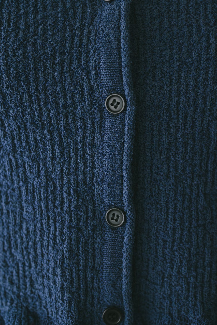 フリルヘムデザインニット BLU FREE