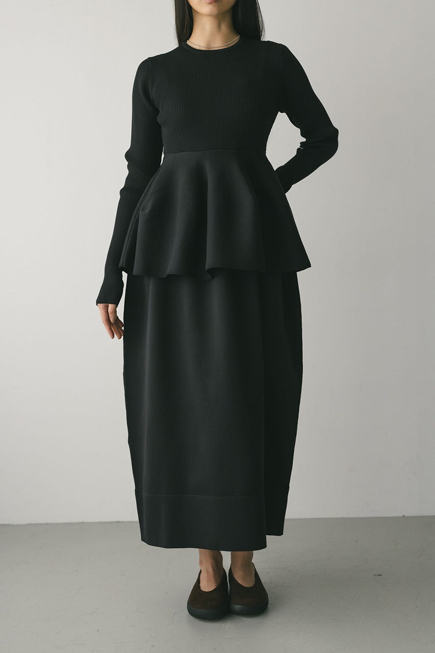 ドッキングフォルムニットワンピース BLK S