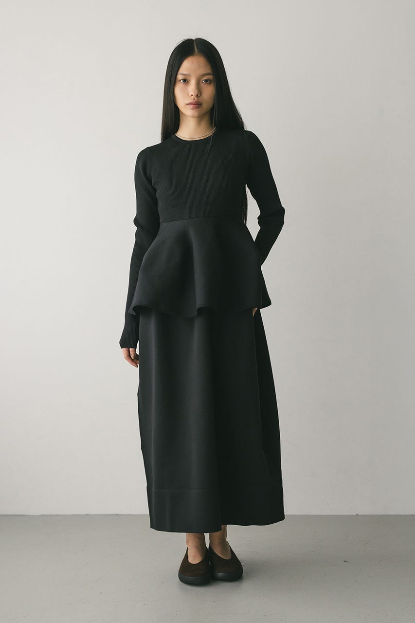 ドッキングフォルムニットワンピース BLK S