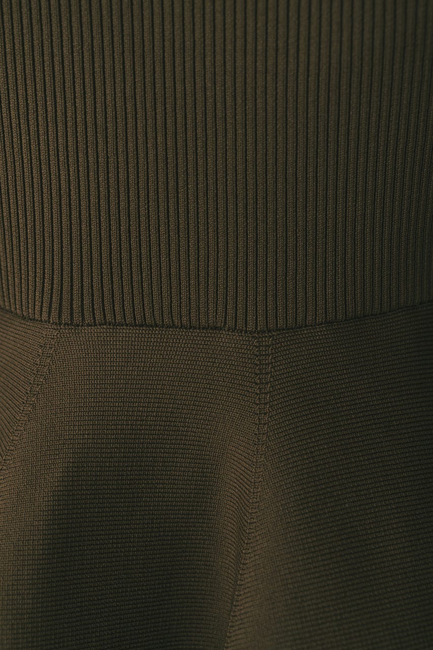 ドッキングフォルムニットワンピース KHA M