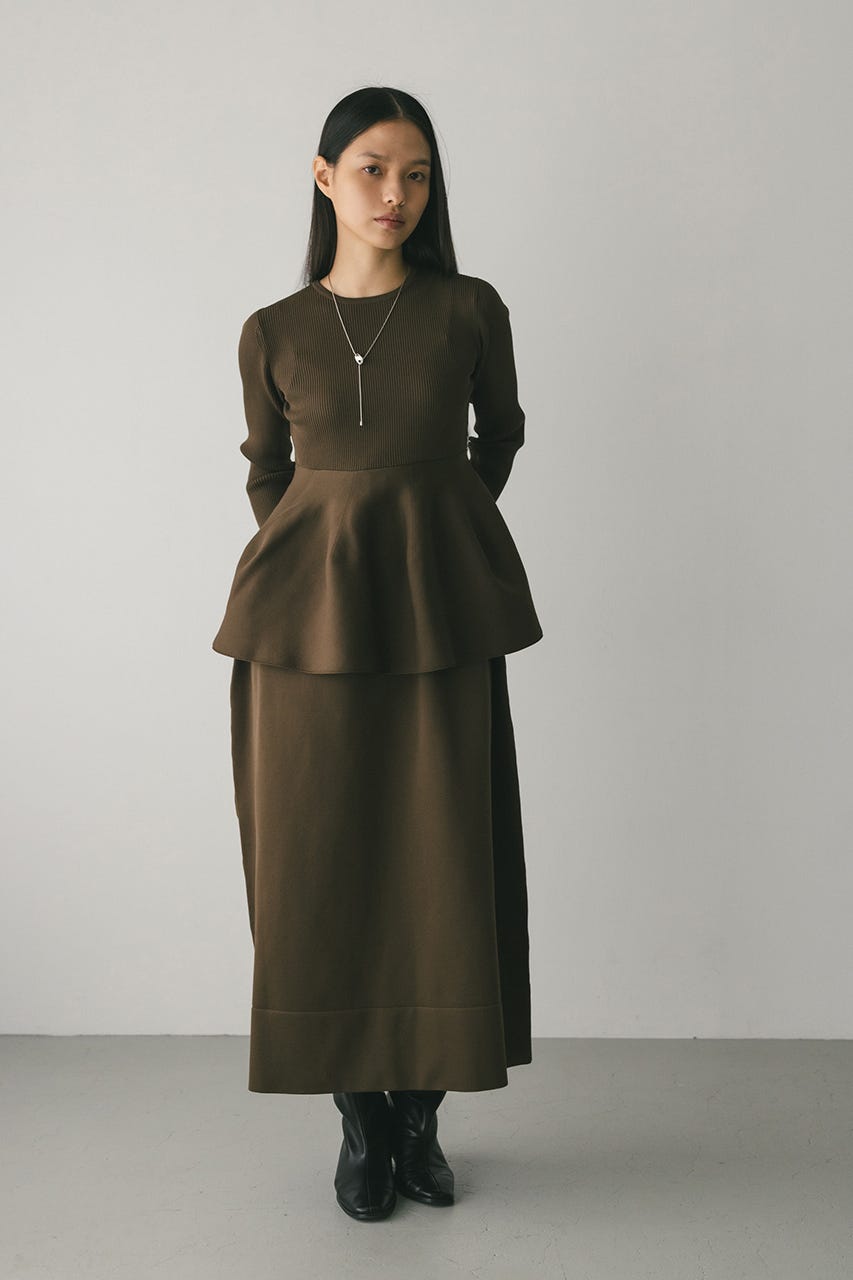 ドッキングフォルムニットワンピース KHA M