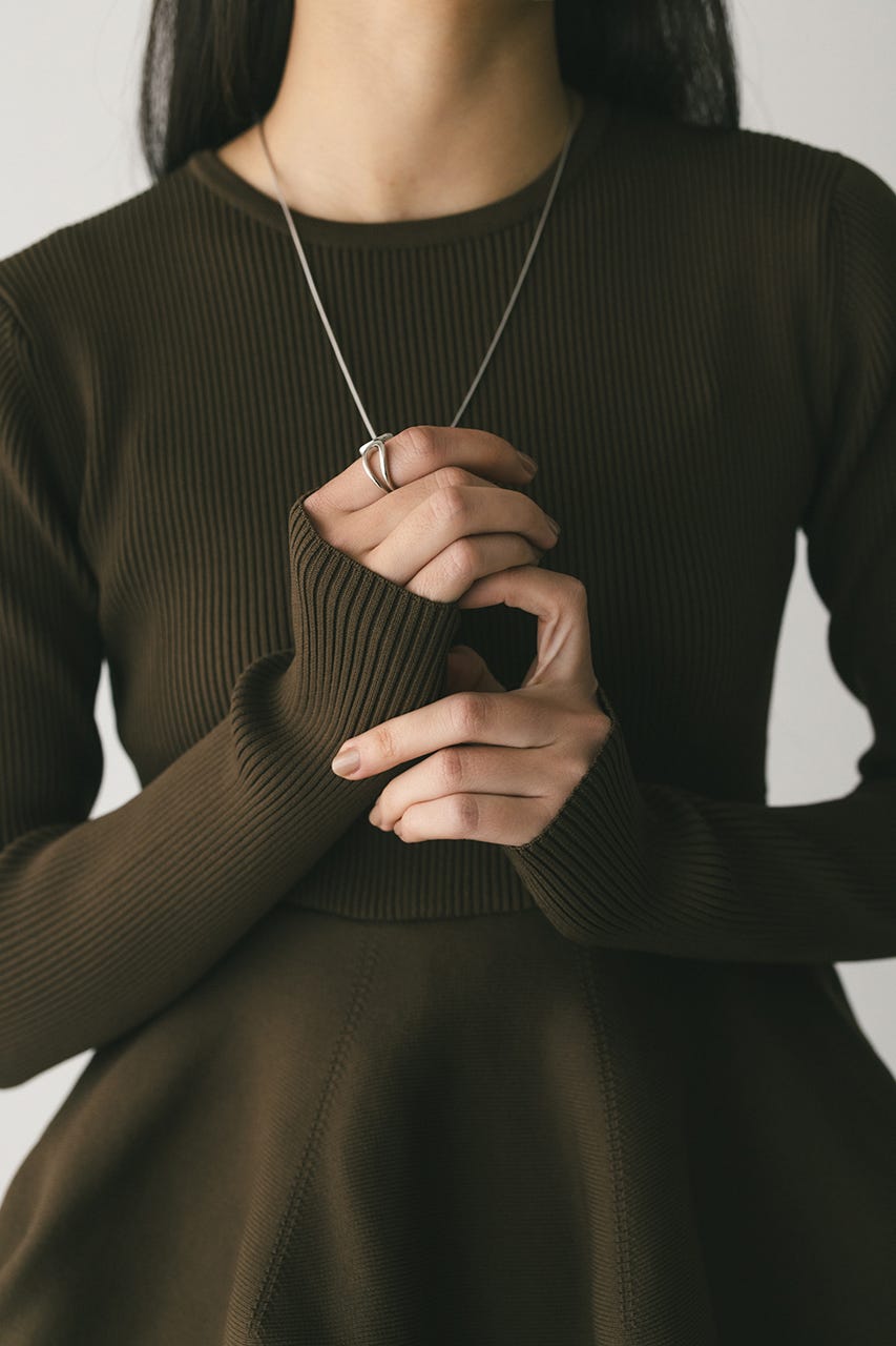 ドッキングフォルムニットワンピース KHA M