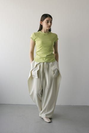 ヘムラウンドフレンチスリーブT