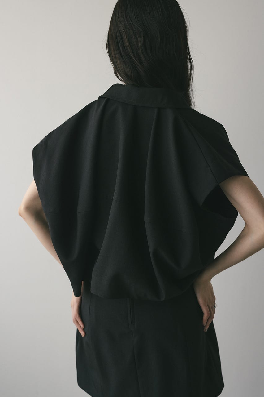 フォルムショートベスト BLK FREE