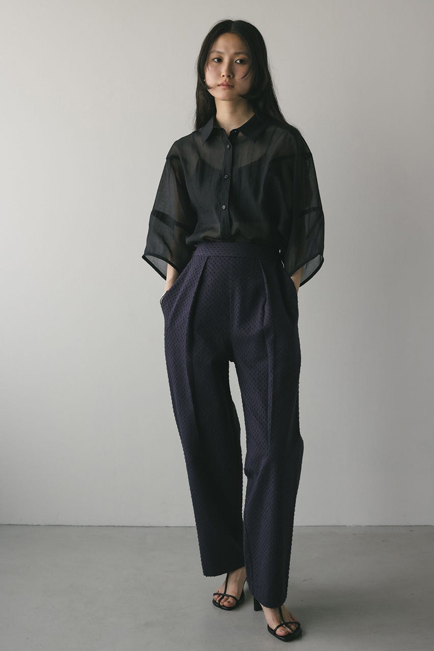 アウトドットフォルムパンツ NVY M