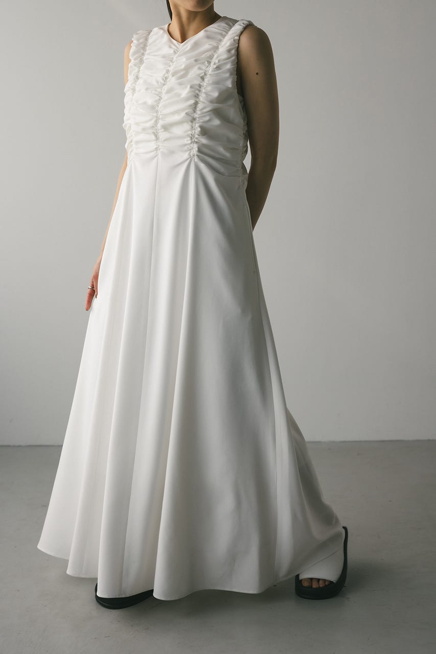 シャーリングギャザーワンピース WHT M