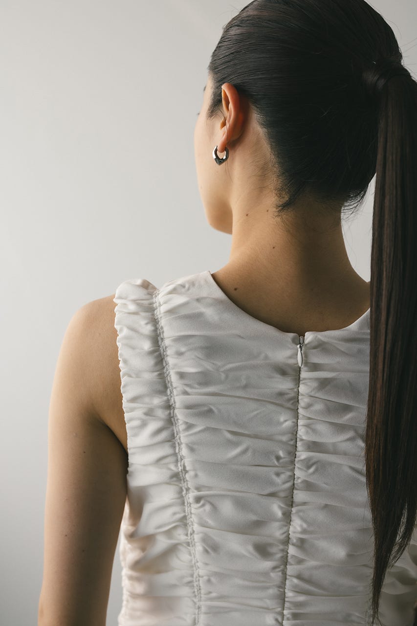 シャーリングギャザーワンピース WHT M