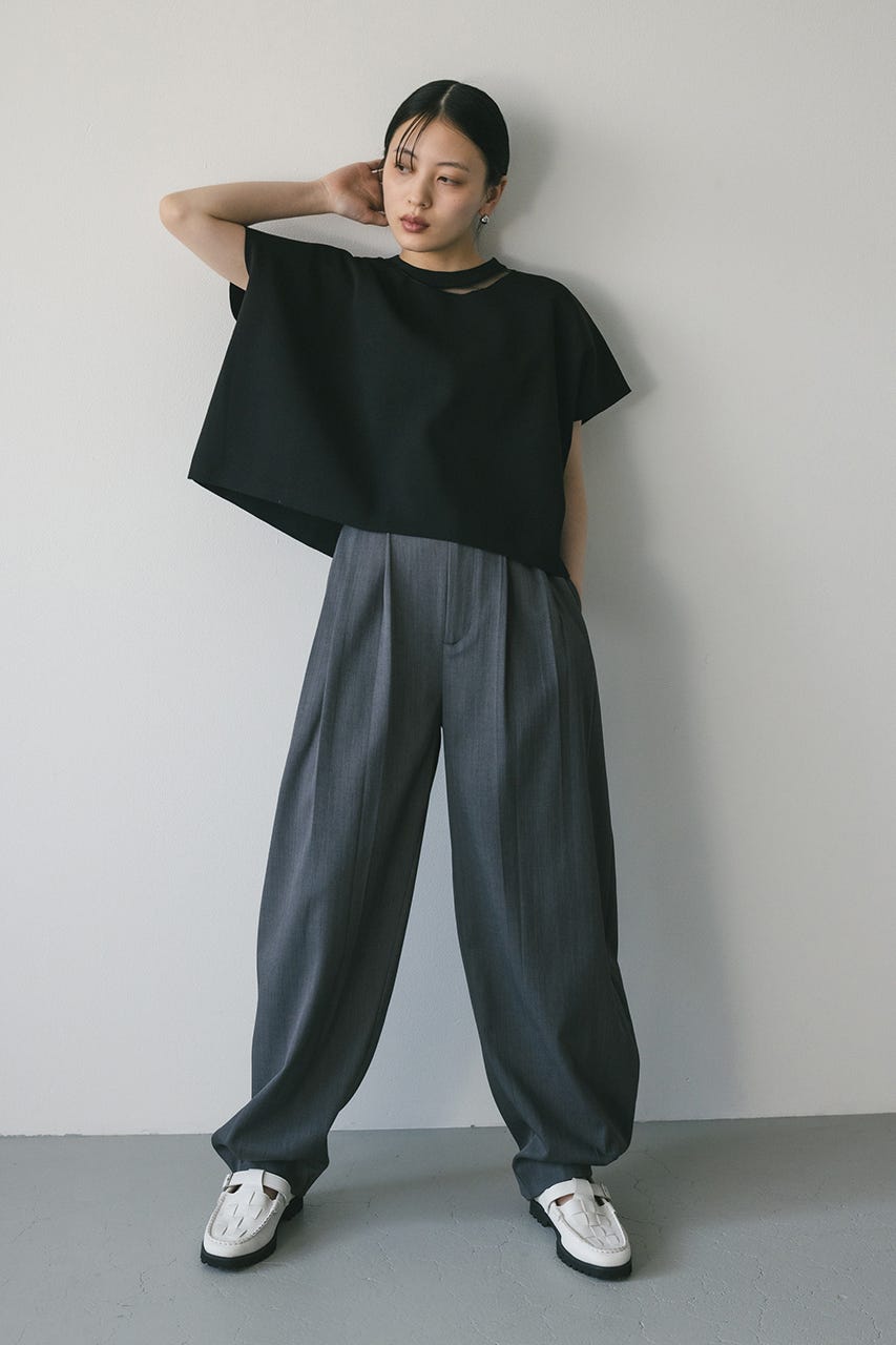 ネックシアーニットトップ BLK FREE