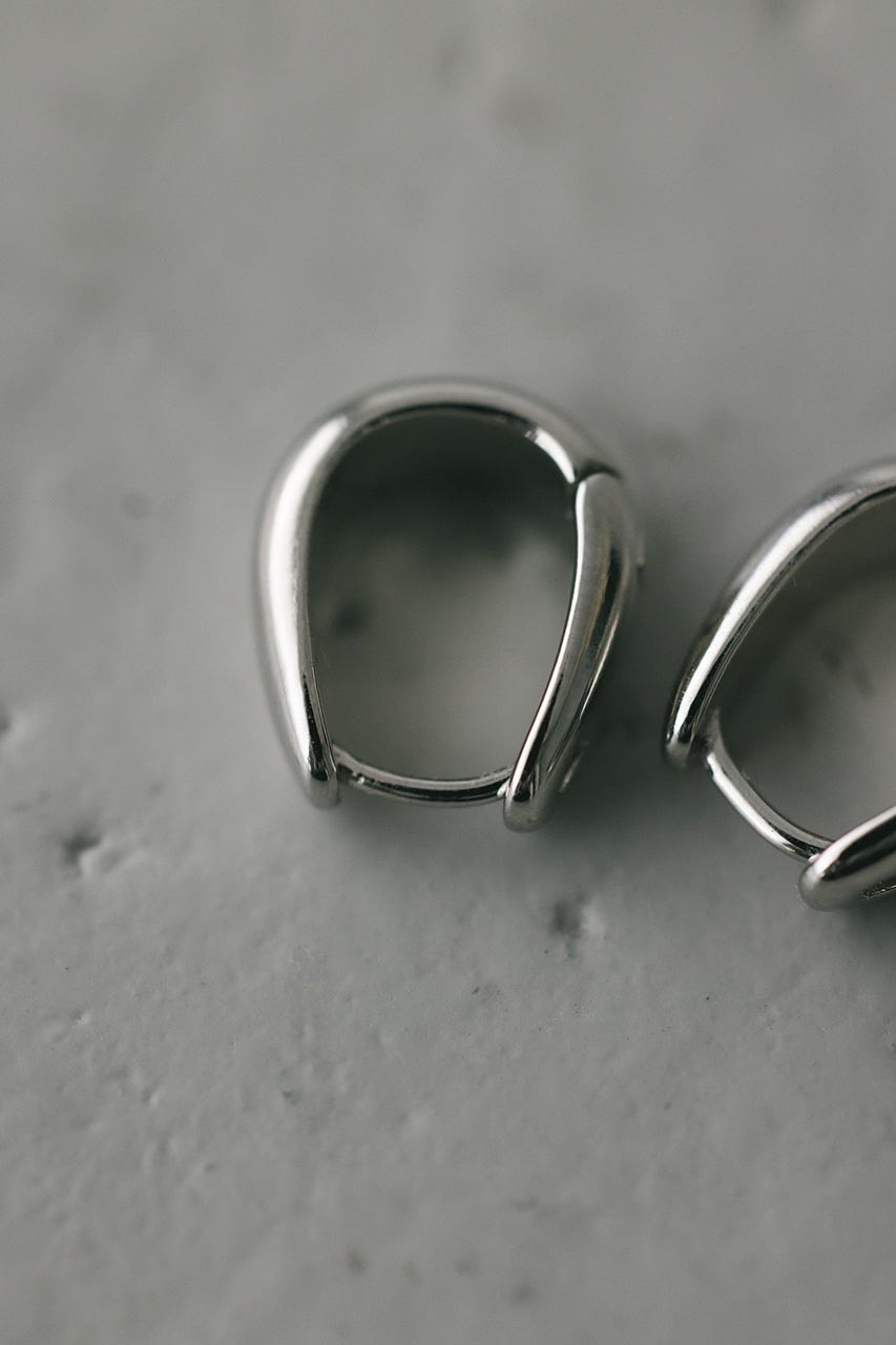 フラップフープピアス SLV FREE