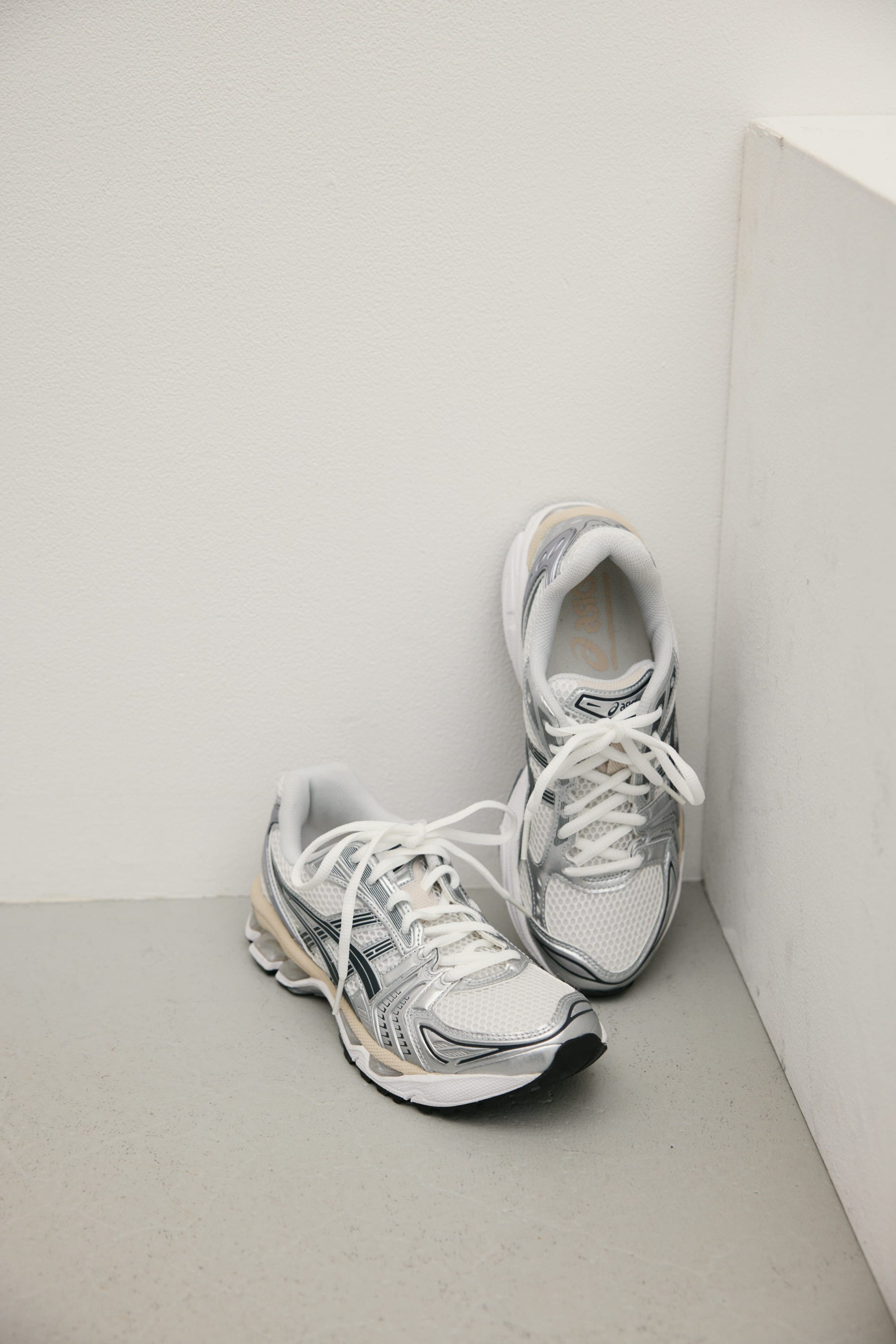 ASICS GEL-KAYANO 14 WHT 23.0cm
